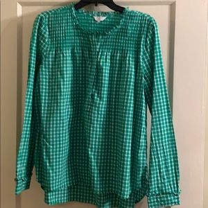 Green and White 3/10$